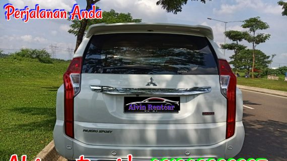 Rental Mobil dekat Shangri-la Hotel